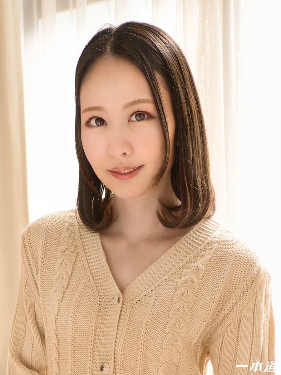 朝比奈菜々子とアナル初体験