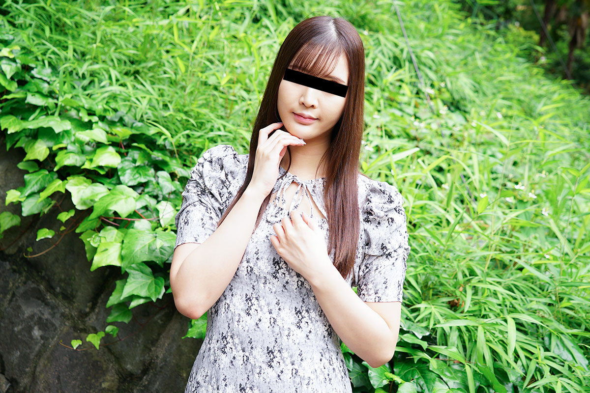 すっぴん素人～メイクを落としても綺麗な極上美女の素顔～