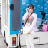 元地方局アナ転職!SOD入社2週間目 元気なGカップ美人ADが初めてのロケ「マジックミラー号 街中で声を掛けた心優しい保母さんが童貞くんを赤面筆おろし!」でナンパ失敗でまさかの代打AV出演?? - サンプル画像 - 2