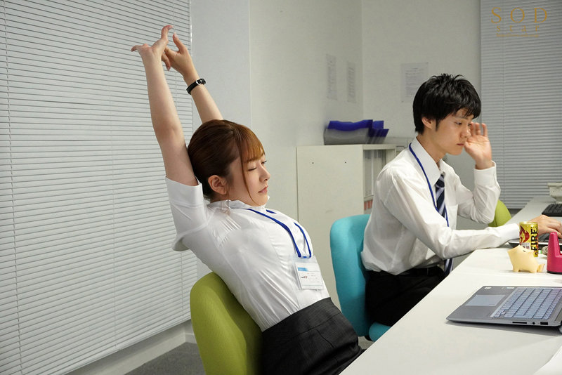 社畜OLが日々のストレスを発散する方法は、会社には内緒で死ぬほど中出しすることです。 青空ひかり - サンプル画像 - 12