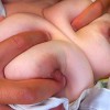 あざと顔で見つめてくるのにヤラせてくれない僕のパイフレをその気にさせて密着乳揉みしだき - サンプル画像 - 15