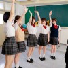 貼れば誰でもいいなり！ハーレム洗脳シールでクラスの一軍女子を完全支配してハメ比べ！ - サンプル画像 - 6