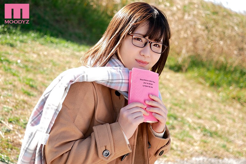 おっぱいはぜったいに隠したい女の子。Aカップ微乳下半身はムチムチ豊満美少女AVデビュー 河合陽菜 - サンプル画像 - 2