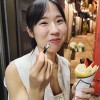 ぷっくり微乳と極細クビレ ウエスト56cm、イク度しなるクビレがスゴい七草ひいろAVデビュー - サンプル画像 - 5