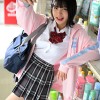 バズりたくて迷惑行為ばかりの制服TikT〇ker女子校生を店内に監禁！店員みんなに汚され全身白濁にしちゃうお仕置き更生レ●プ 虹村ゆみ - サンプル画像 - 2