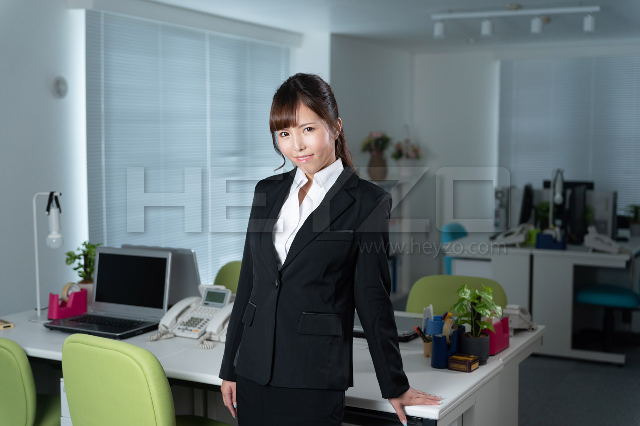 どすけべOLの淫らな誘い Vol.2- 佐々木麻衣 - サンプル画像 - 1