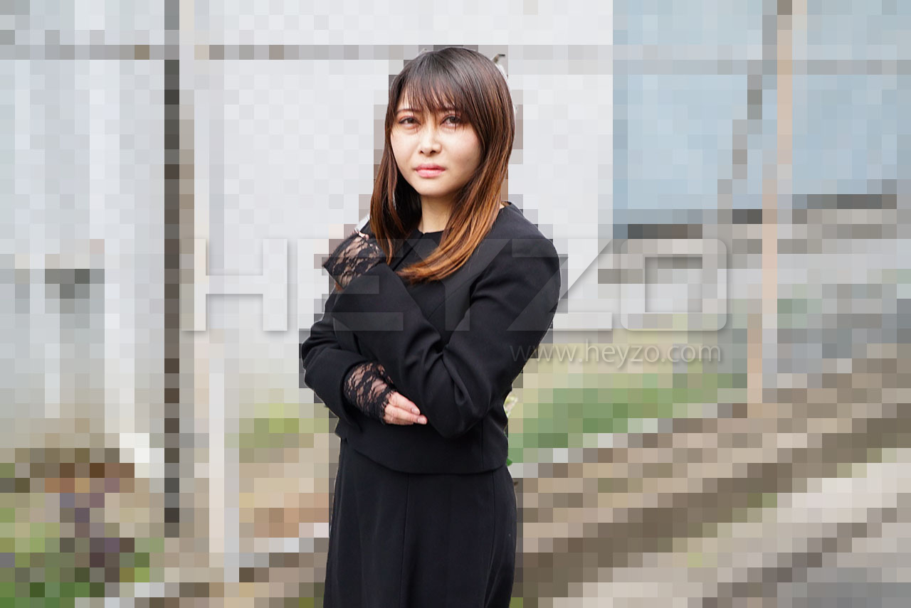 喪服でAV撮影にやってきた未亡人- 細田さなえ - サンプル画像 - 2